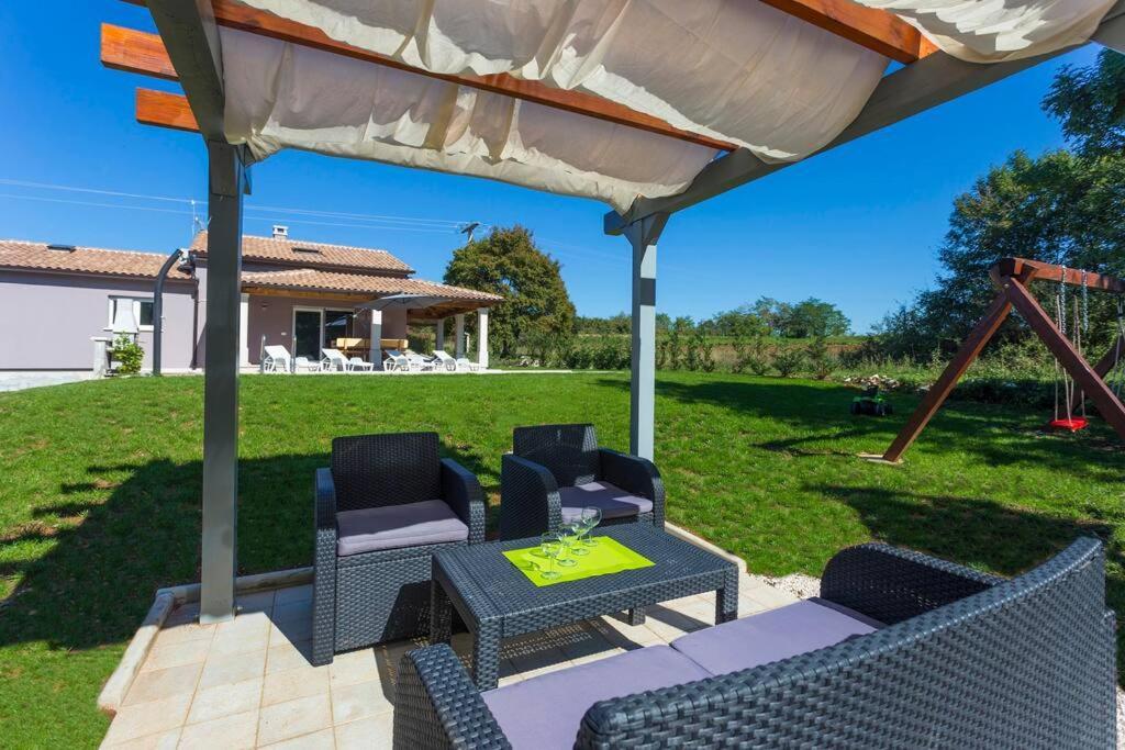Modern House With Private Pool Villa Zminj Exterior photo